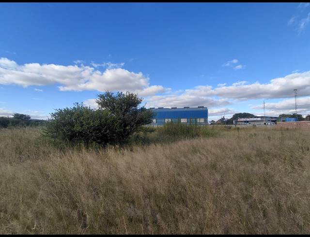1,230M² VACANT LAND FOR SALE IN MAGNA VIA INDUSTRIAL